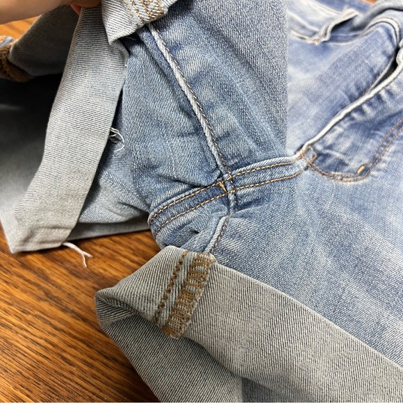 American Eagle distressed midi shorts size 14 - Picture 3 of 12